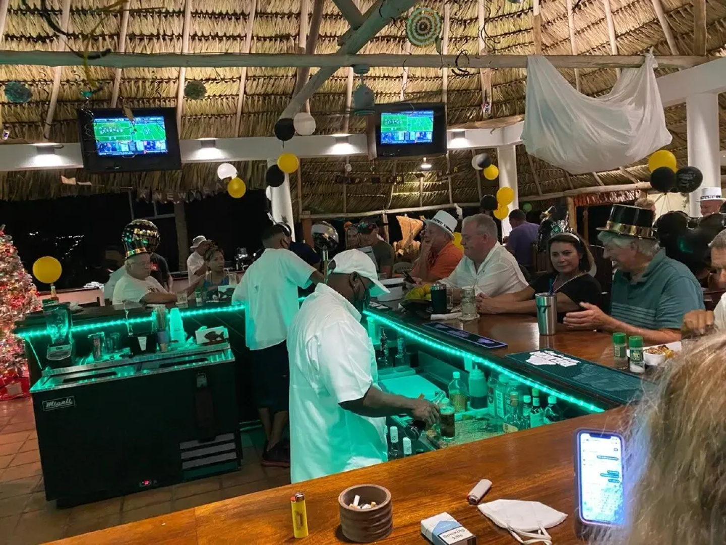 Green Parrot Beach Houses and Resort