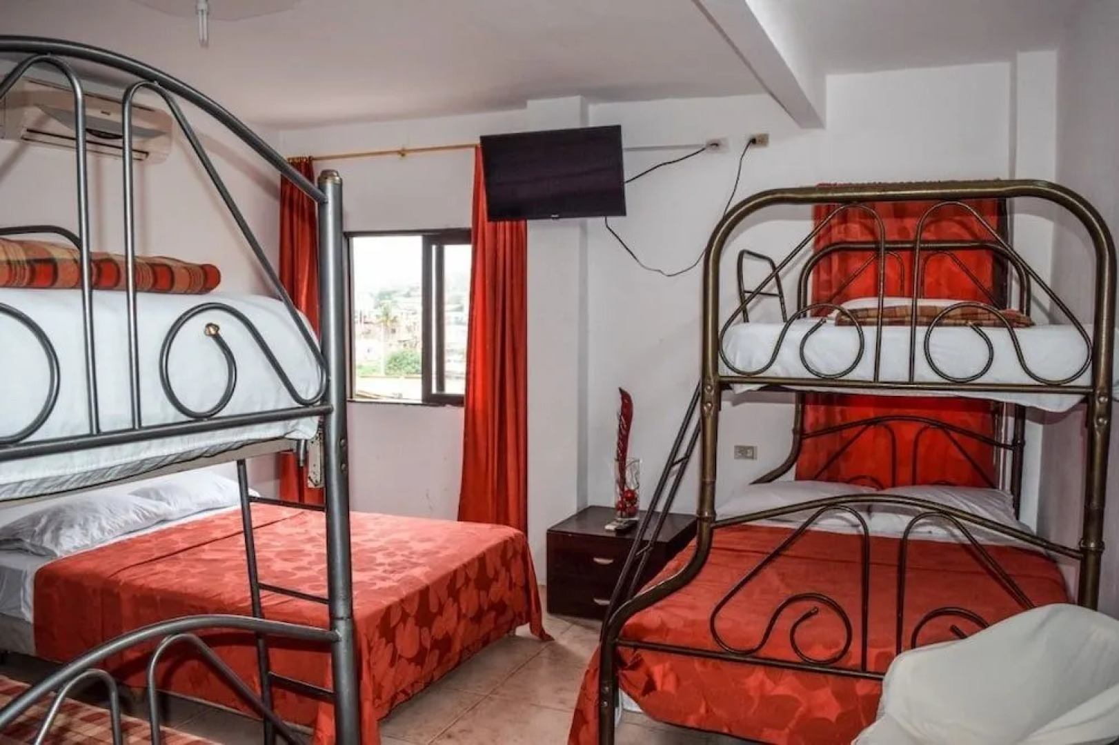 Hostal Humpback Internacional