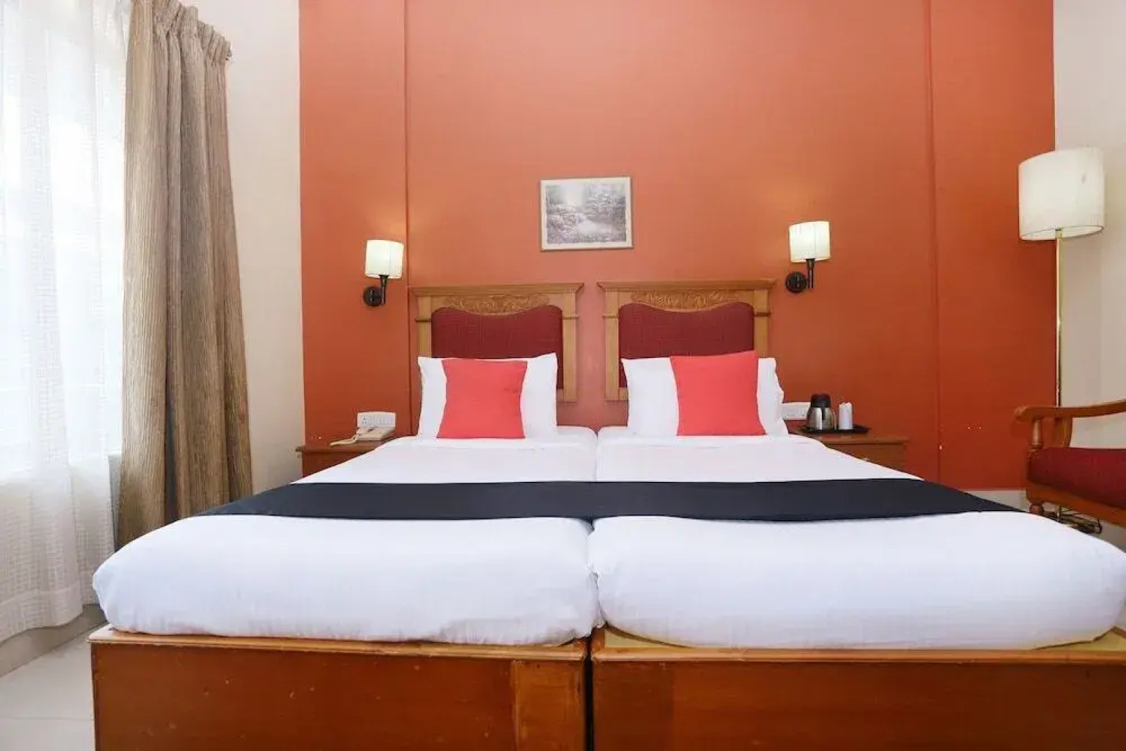 Capital O 45944 Club 7