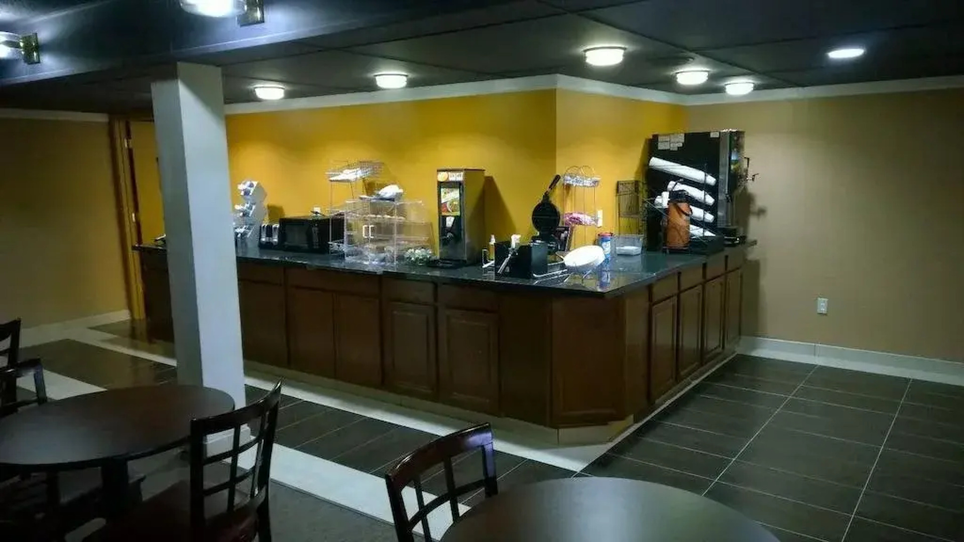 Sunset Inn - Goodland