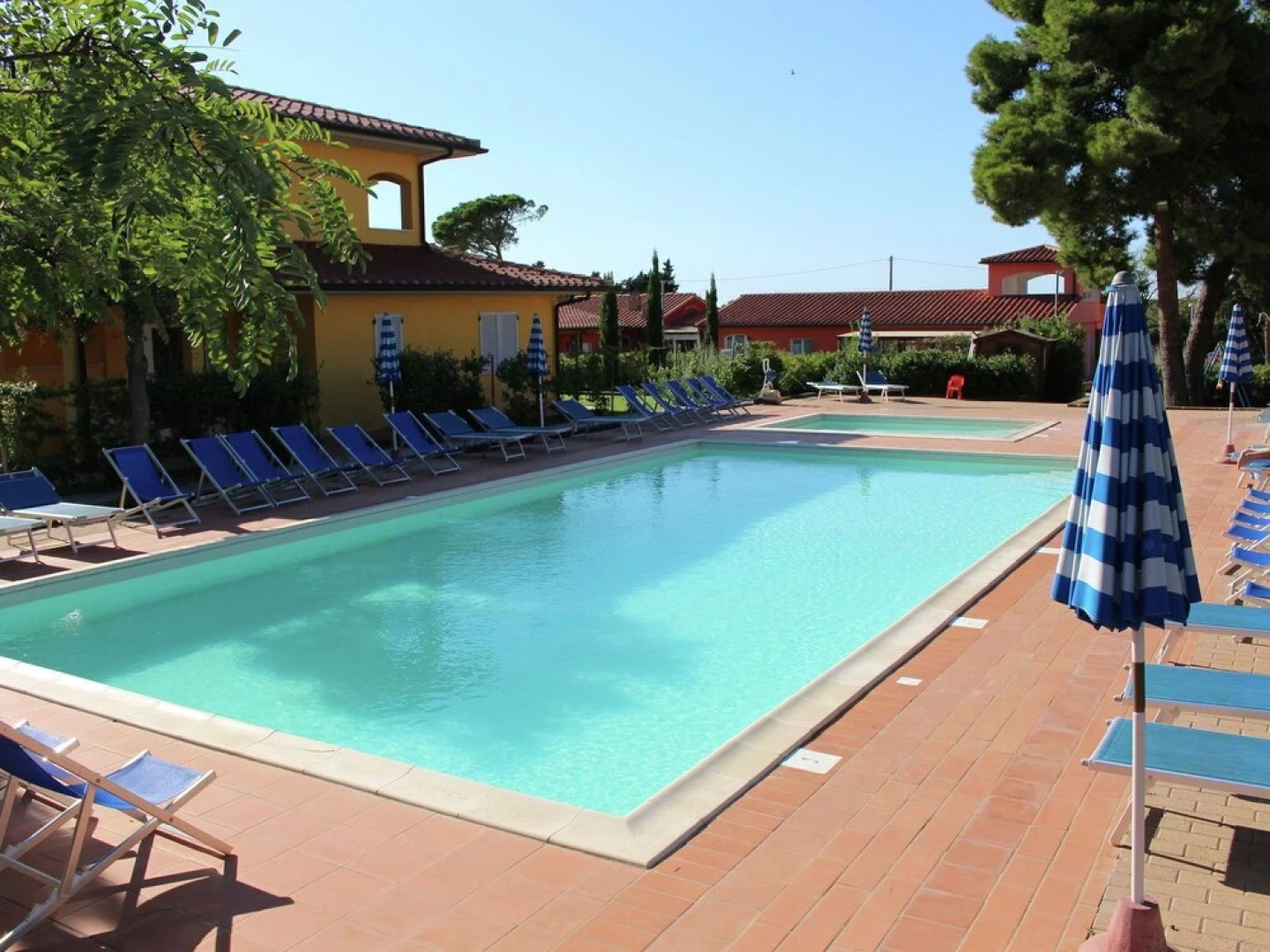 Cozy Apartment With a Terrace, Near the Sea