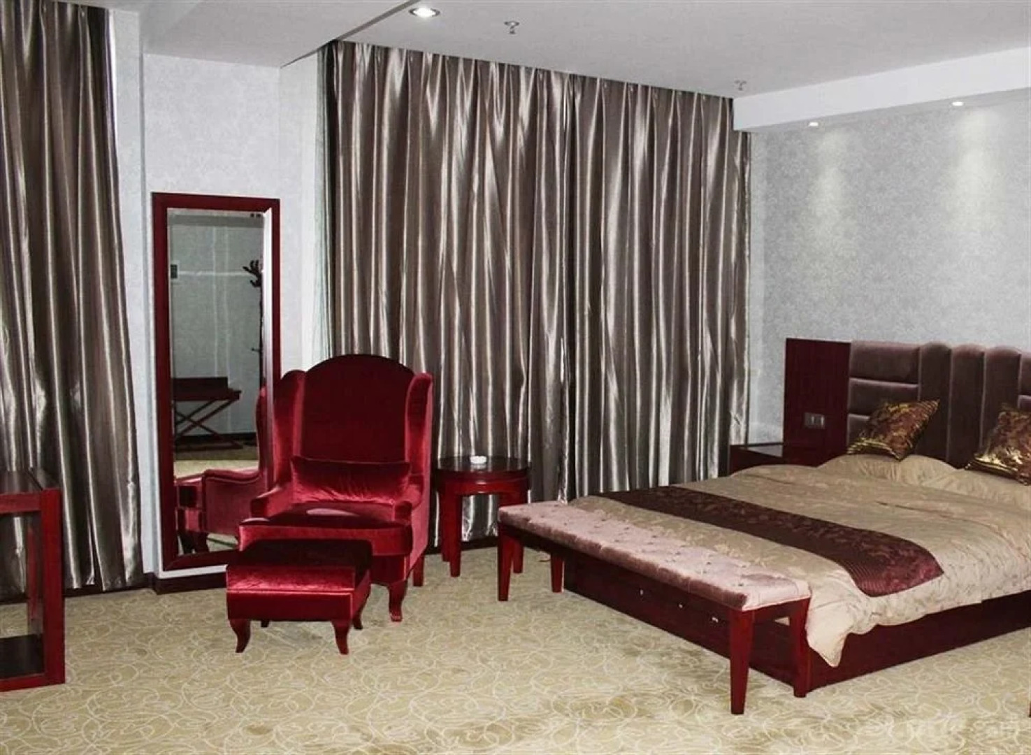 Hongfan Hotel -e'erguna