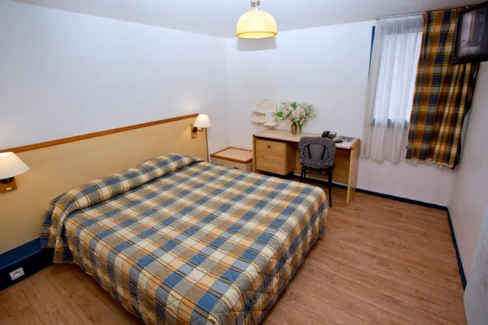 Hipotel Paris Marne La Vallée