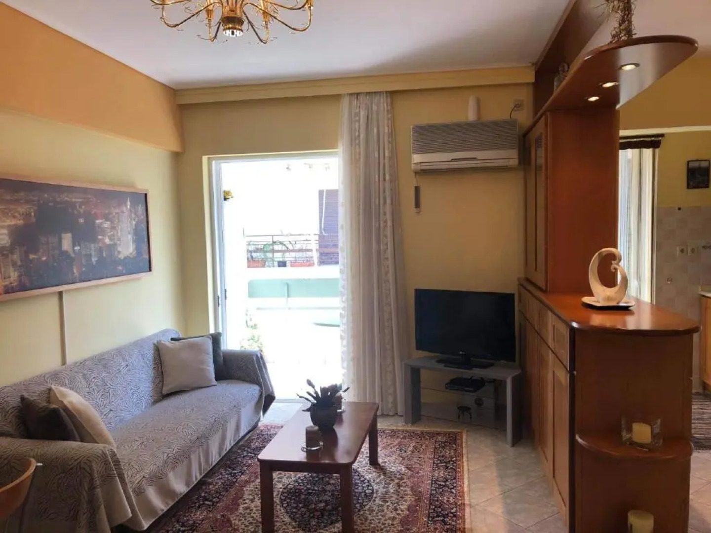 Bright apartment in Nea Palatia • Oropos