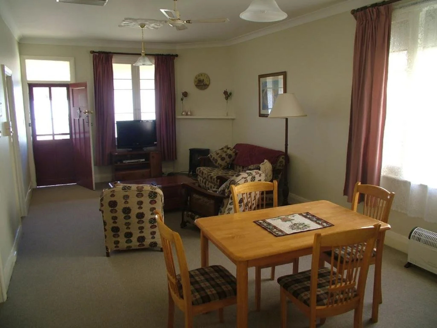 Broken Hill Short Stays Cottage at Willyama