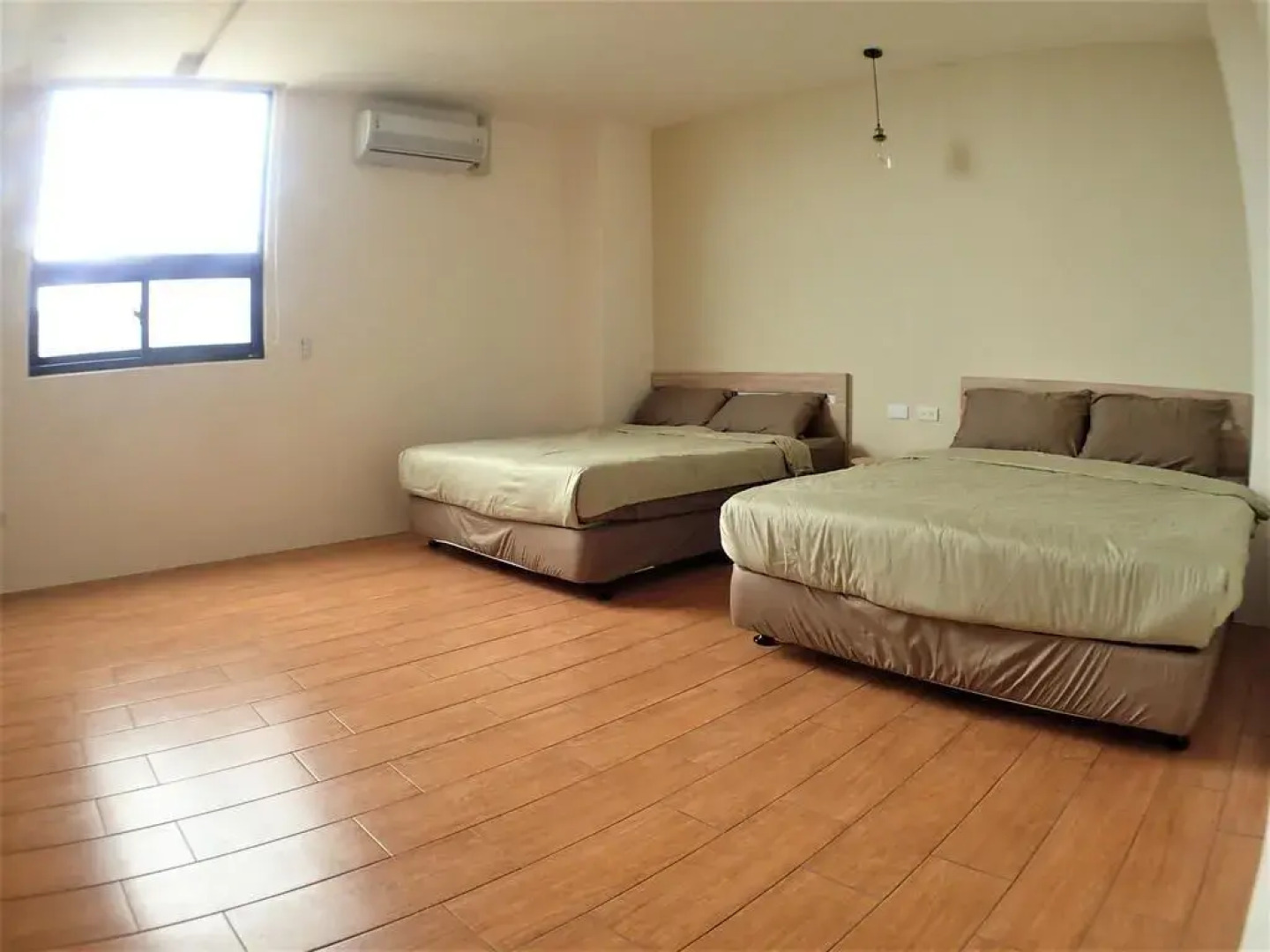 Living My Life Hostel