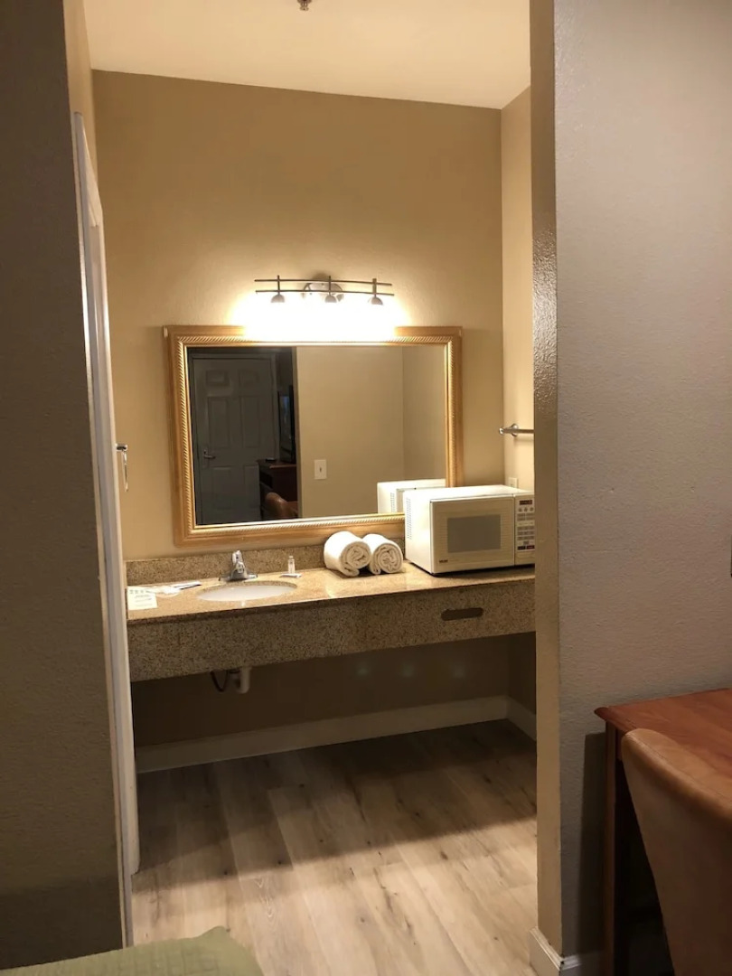 FairBridge Inn Express