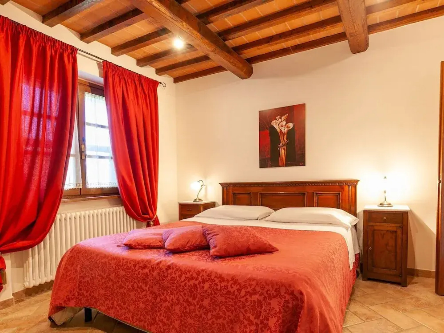 Villa in Lisciano Niccone With Pool & Nature