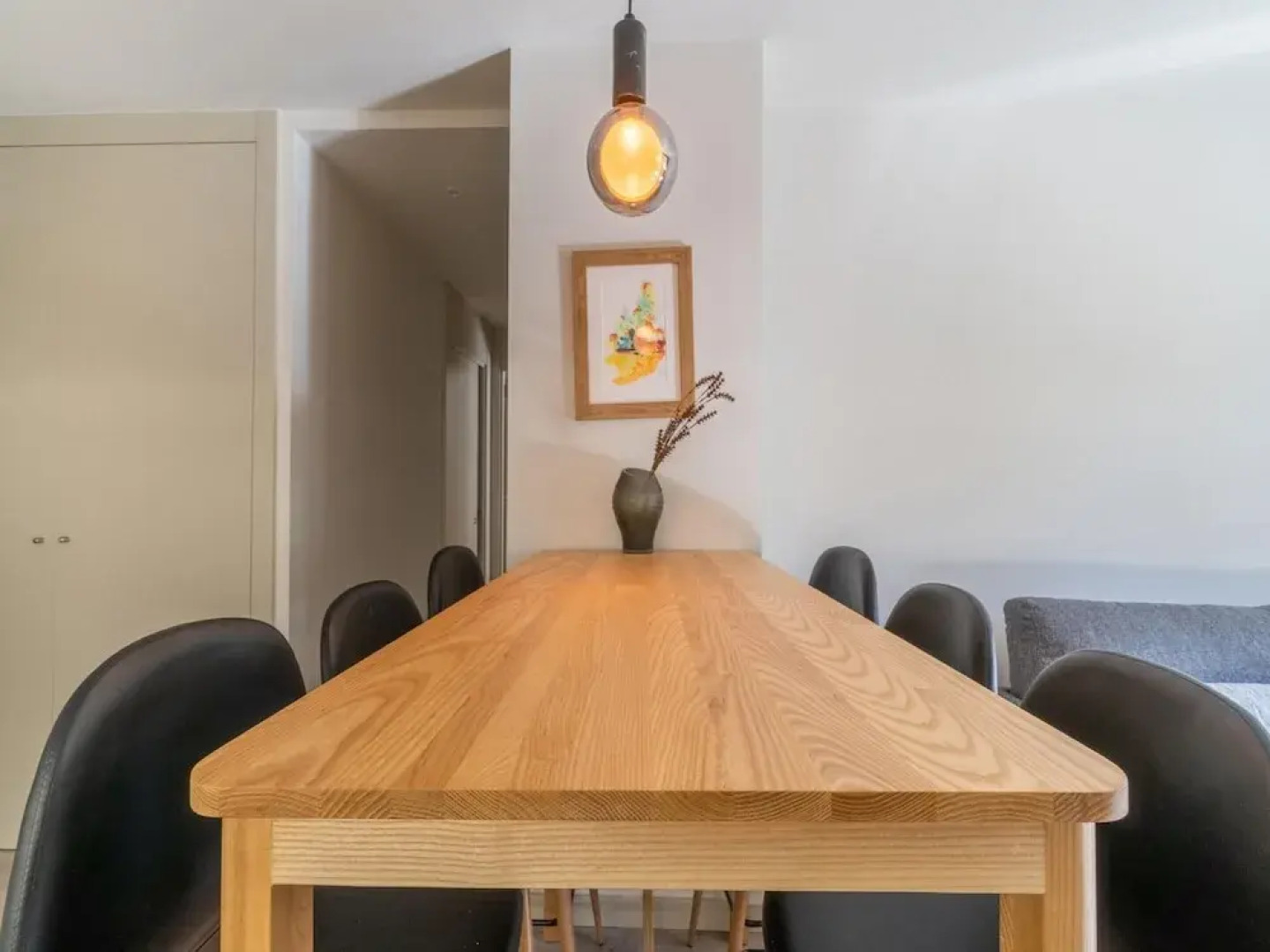 Stone Home in Benasque Near Scenic Lake