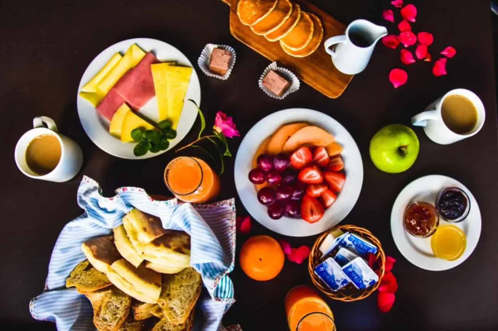 Furnas Lake Forest Living