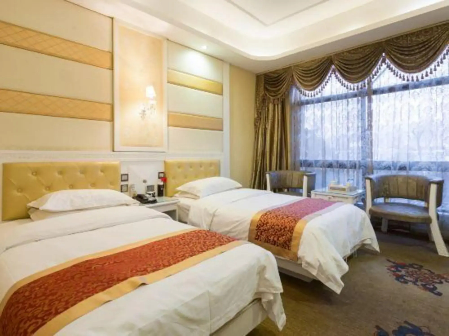 Lian Da Water Cube Hotspring Hotel