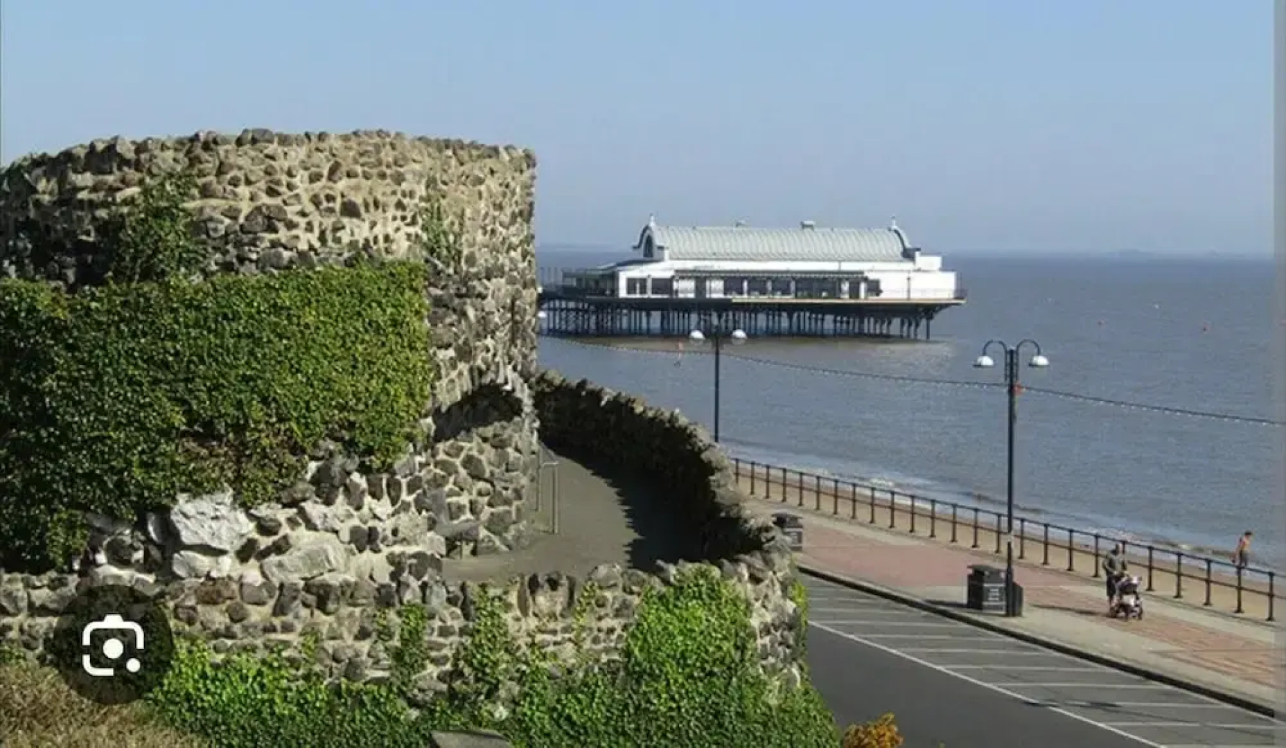 Seaside Bliss Apartment for Style and Comfort