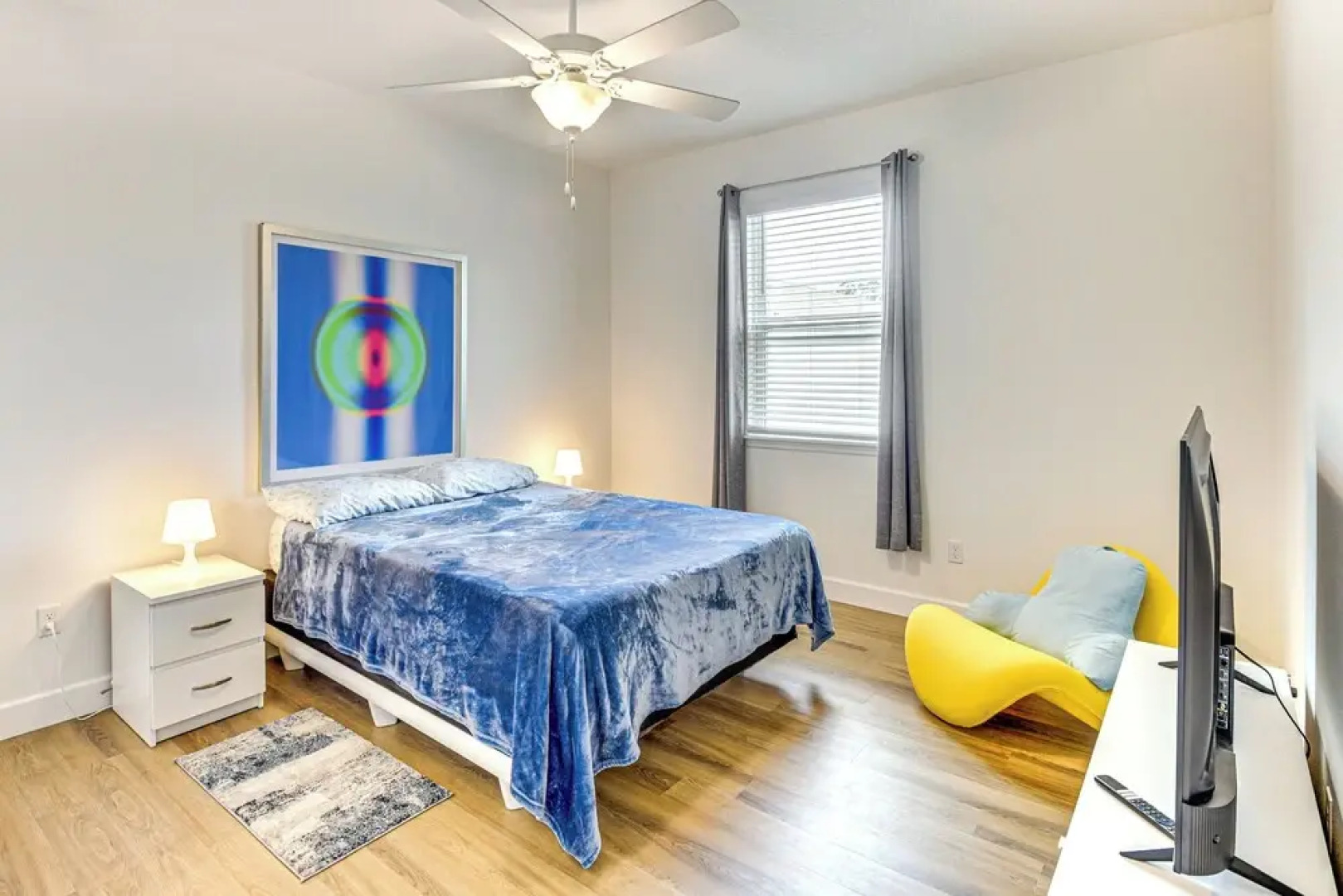 7 Mi to Flagler Beach: Breezy Stay w/ Pool Access!