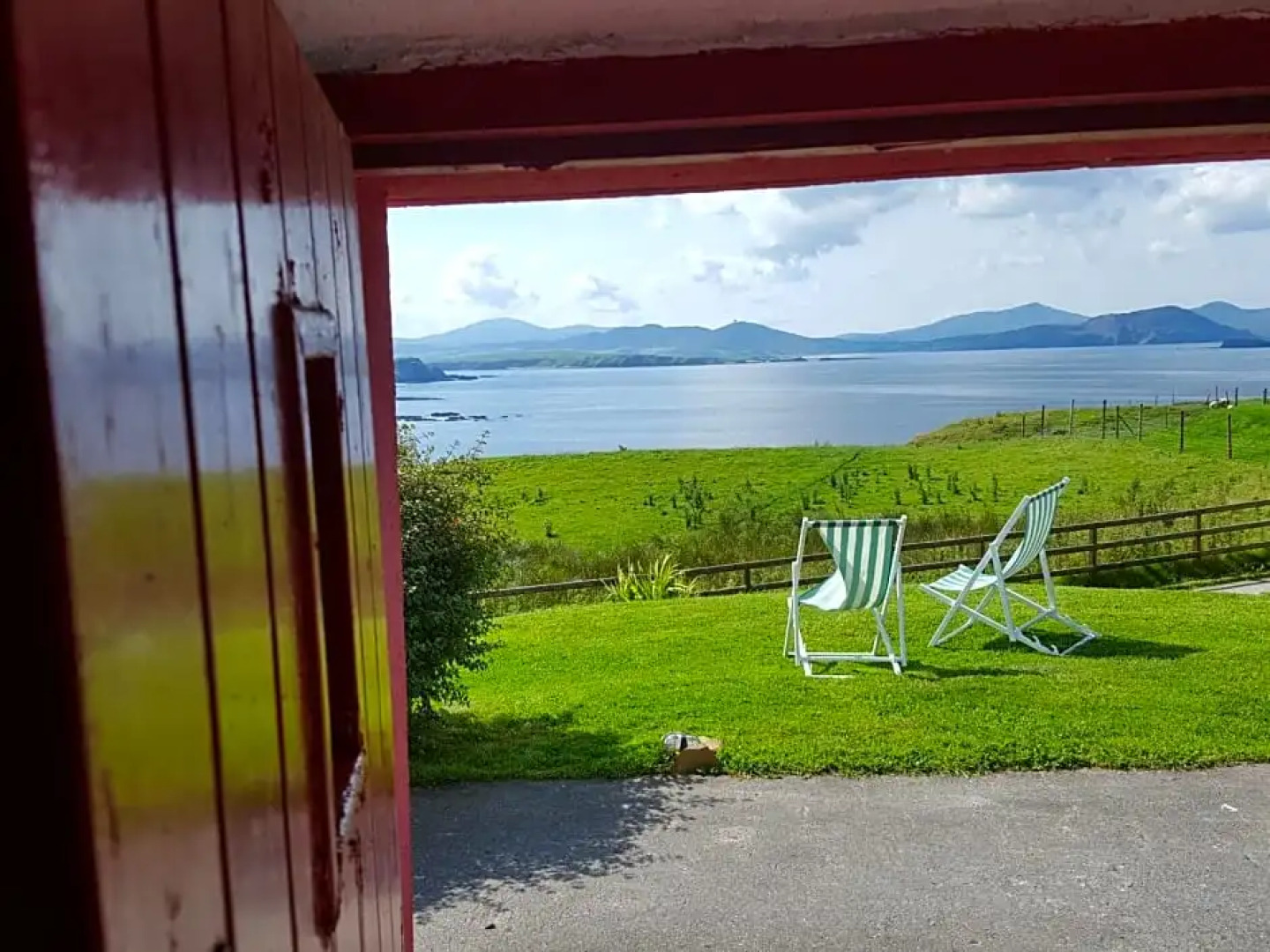 Teach Fada Red Door Cottage