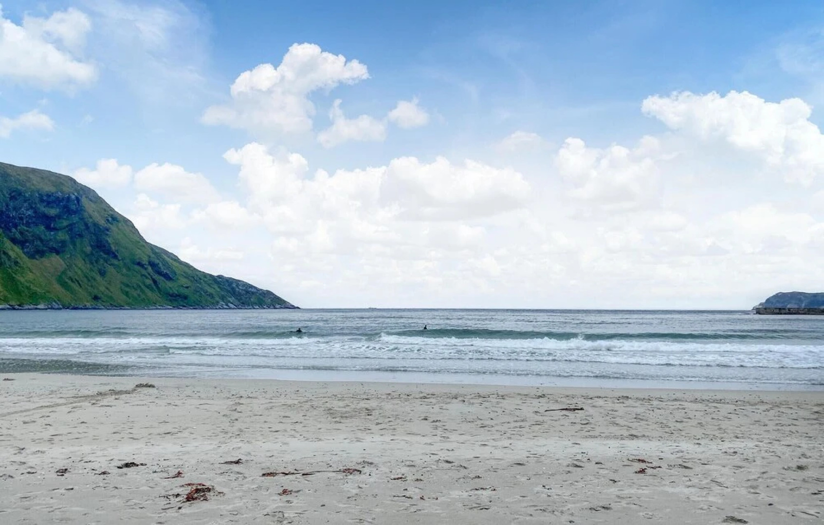 Awesome Home in Leikanger With 3 Bedrooms