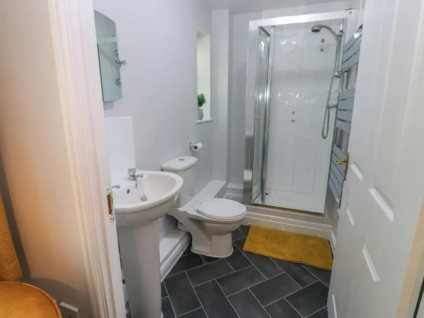 The Chase - 30 Ayr Avenue