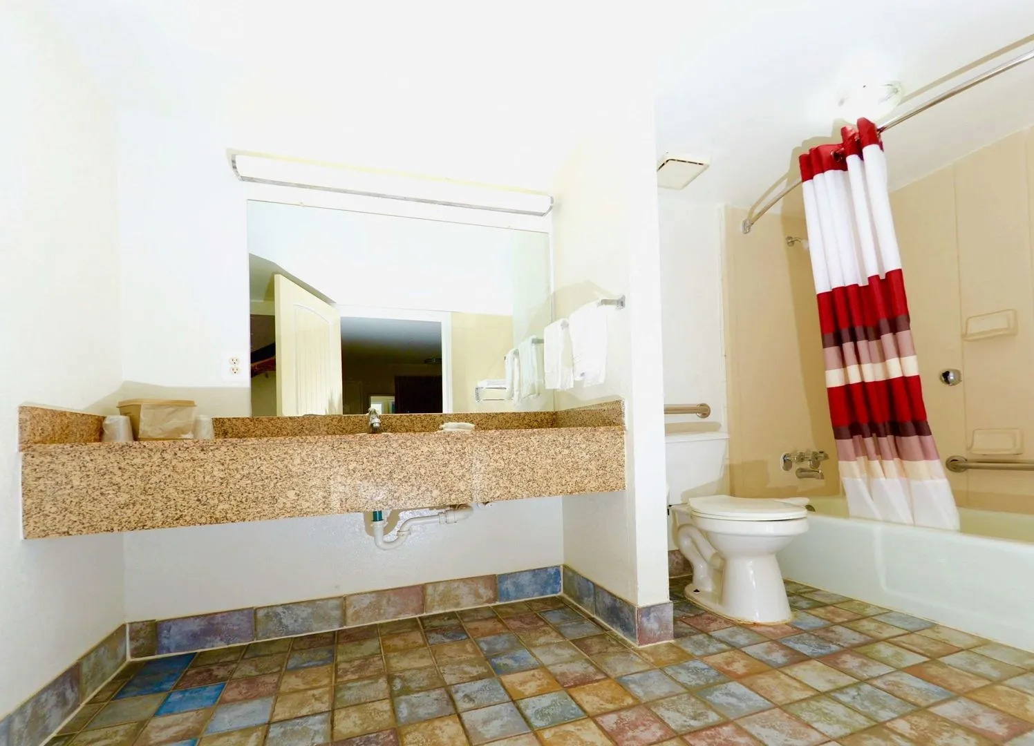 Red Roof Inn Atlanta - Suwanee/ Mall of Georgia