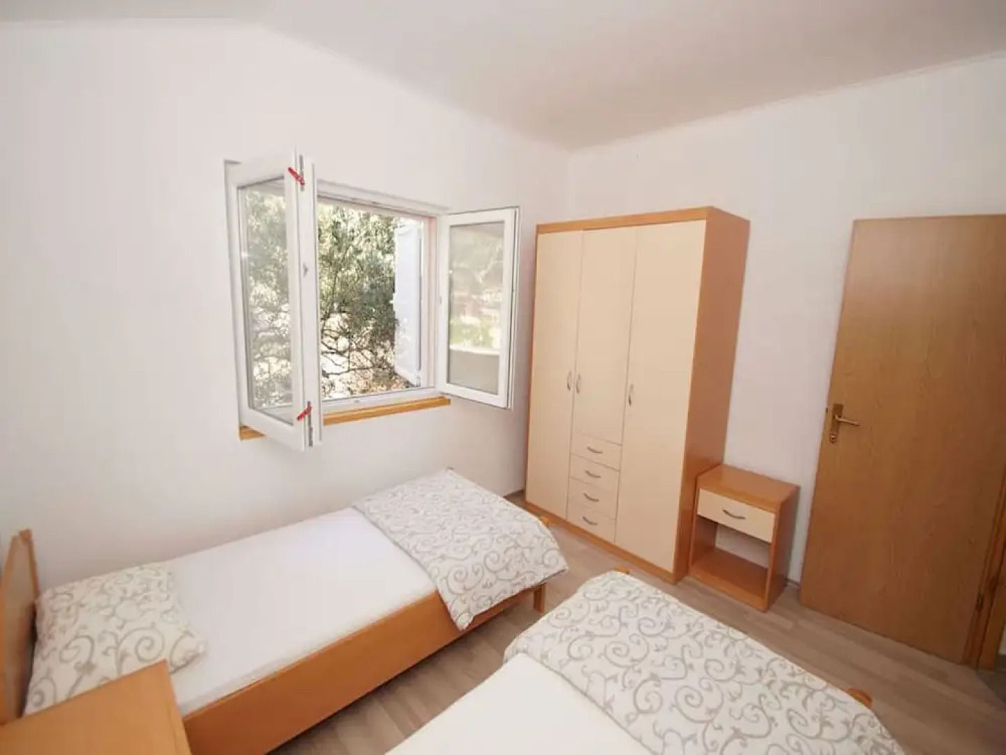 Lovely Holiday Home with Private Swimming Pool in Dalmatia