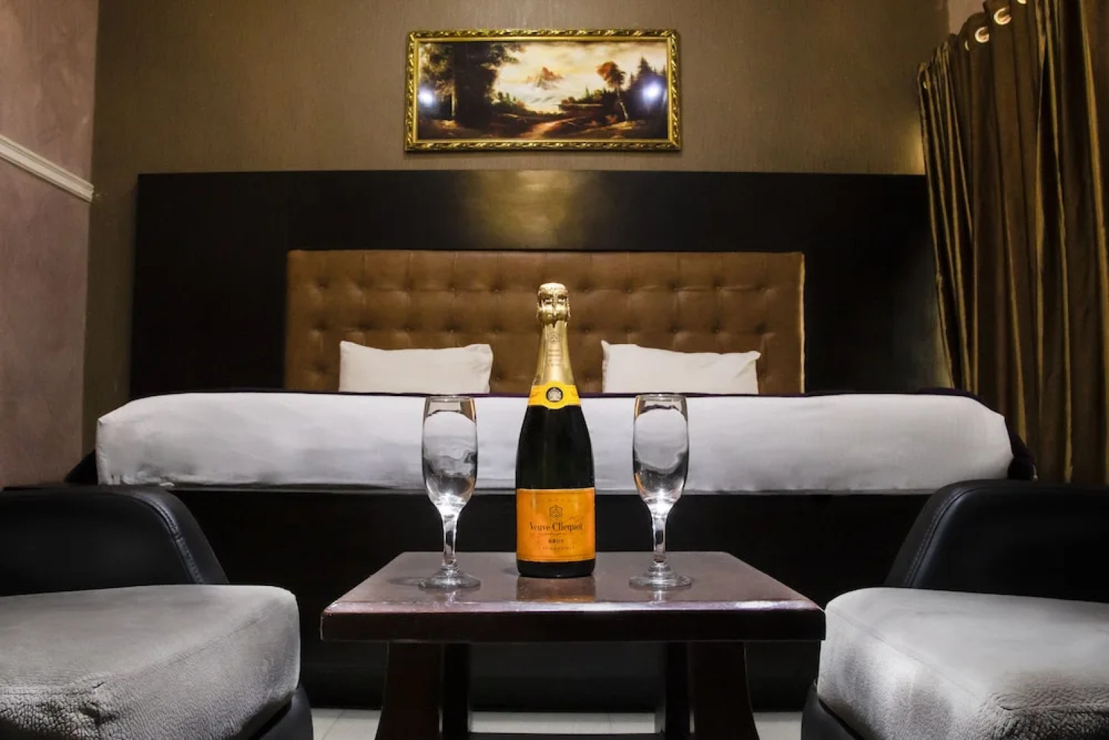 Hampton Towers and Spa