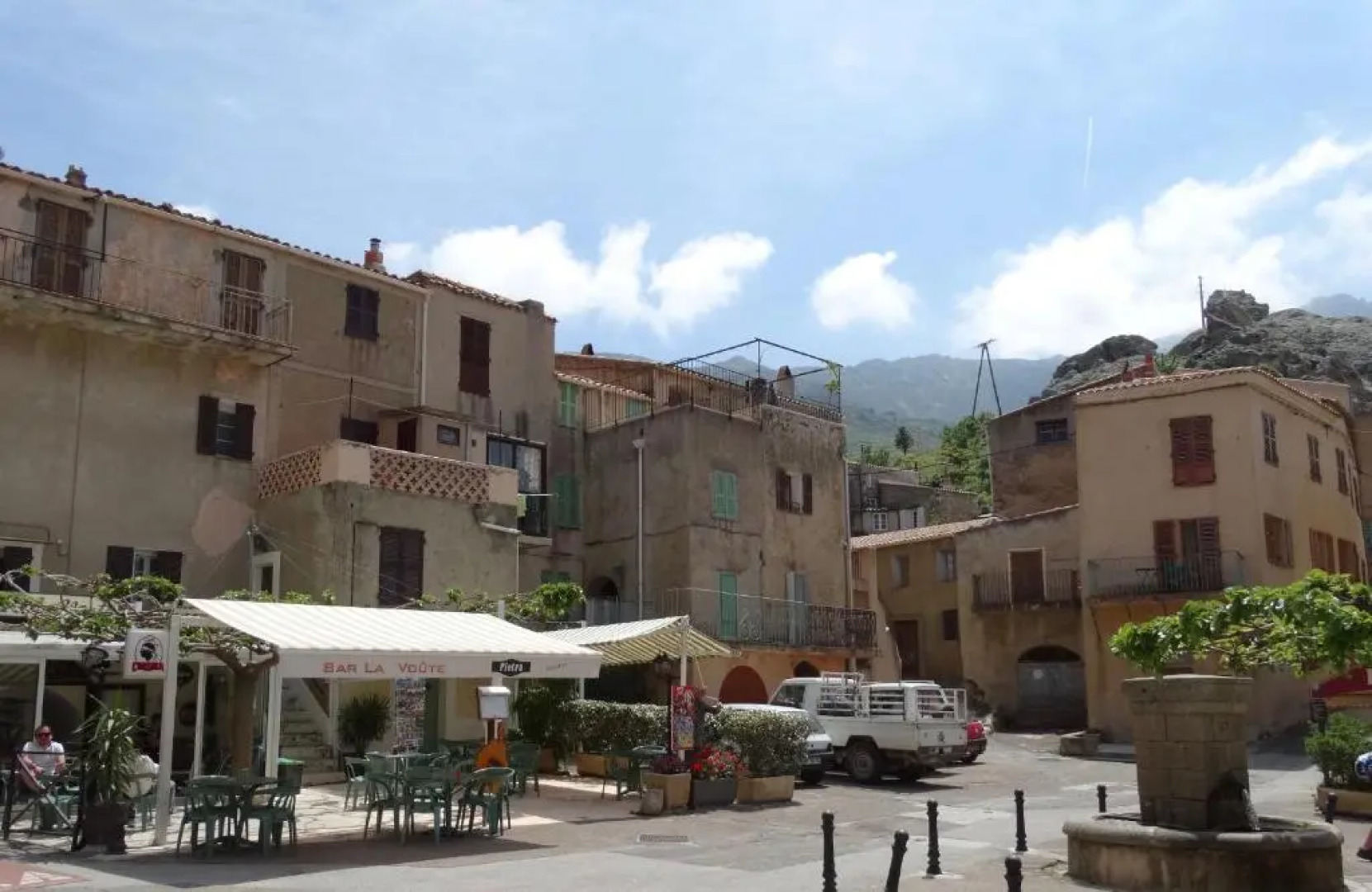 Maison-les-Calanches