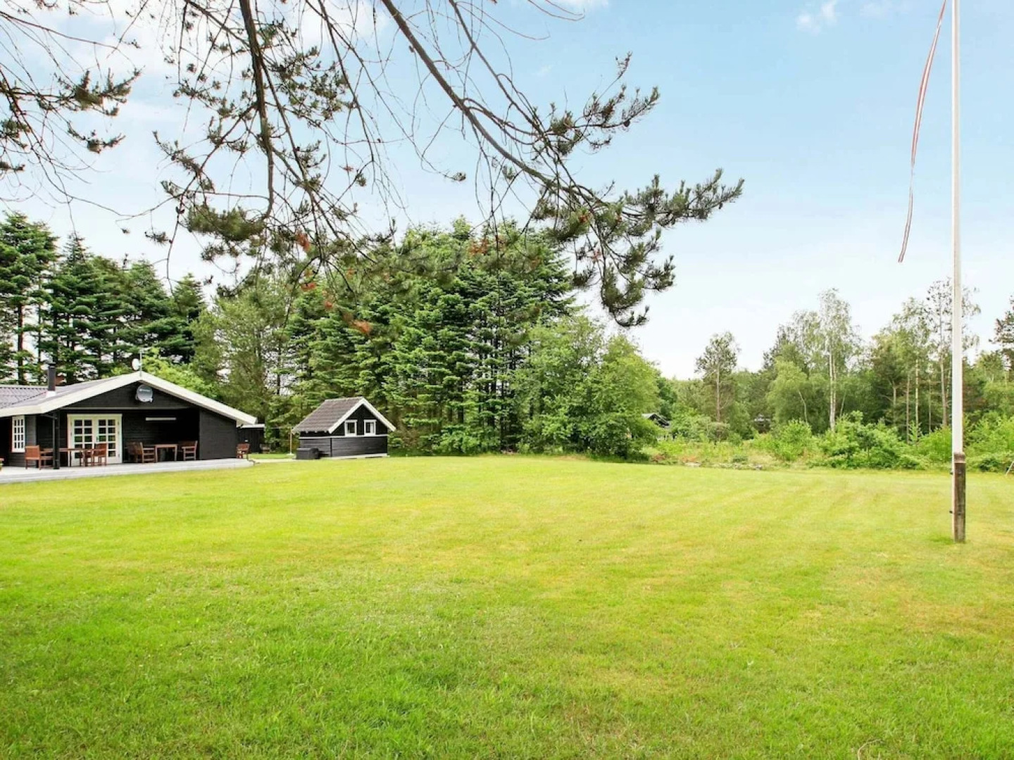 8 Person Holiday Home in Hojslev