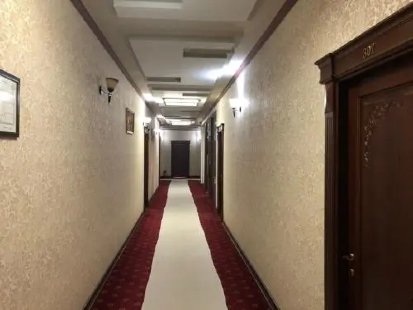 Diyor Hotel