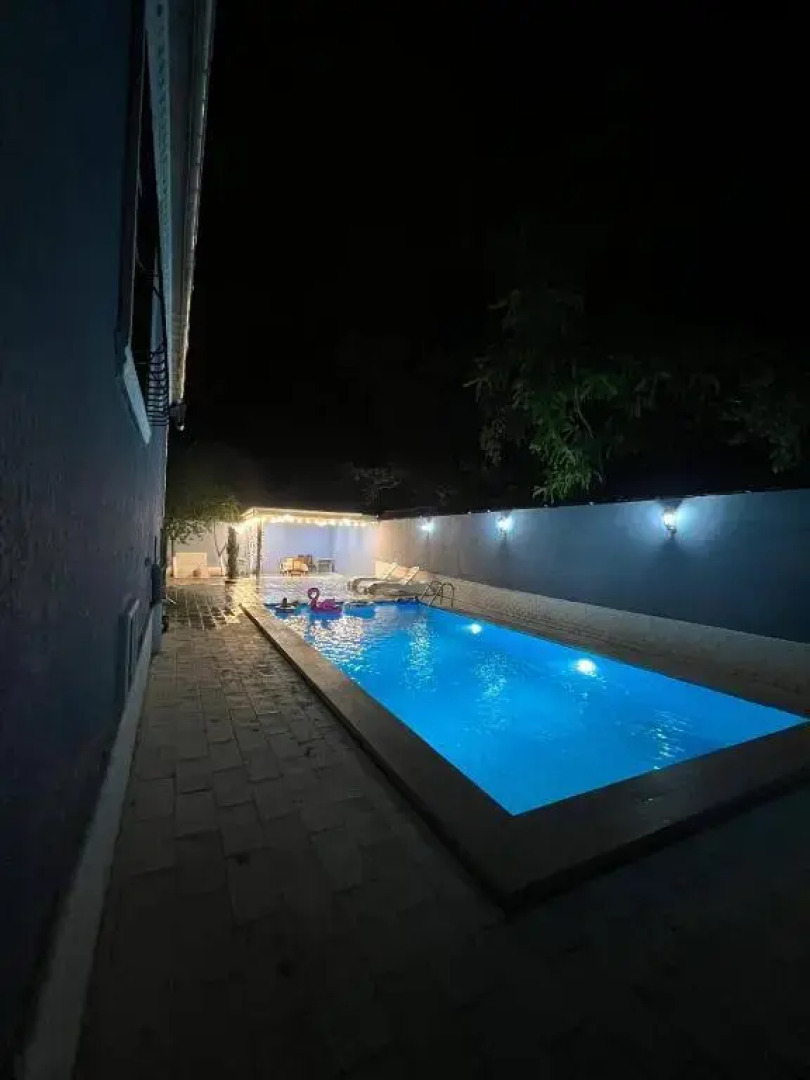 Cozy house 5 mins away from city center.