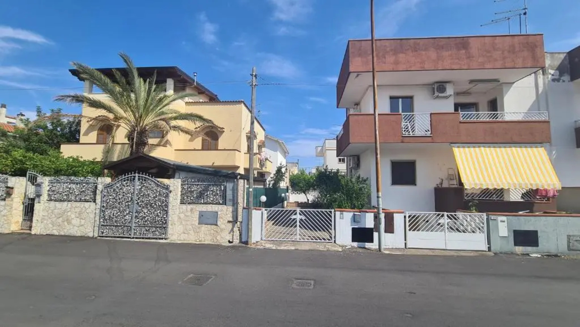 Apartments happy family 1