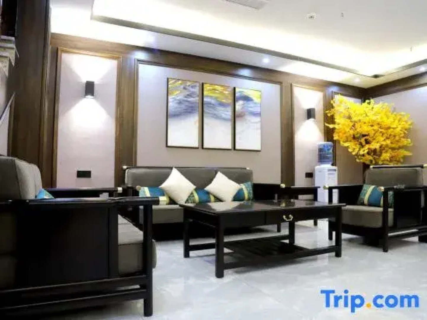 Ruixi International Hotel (Guang'an Railway Station Branch)