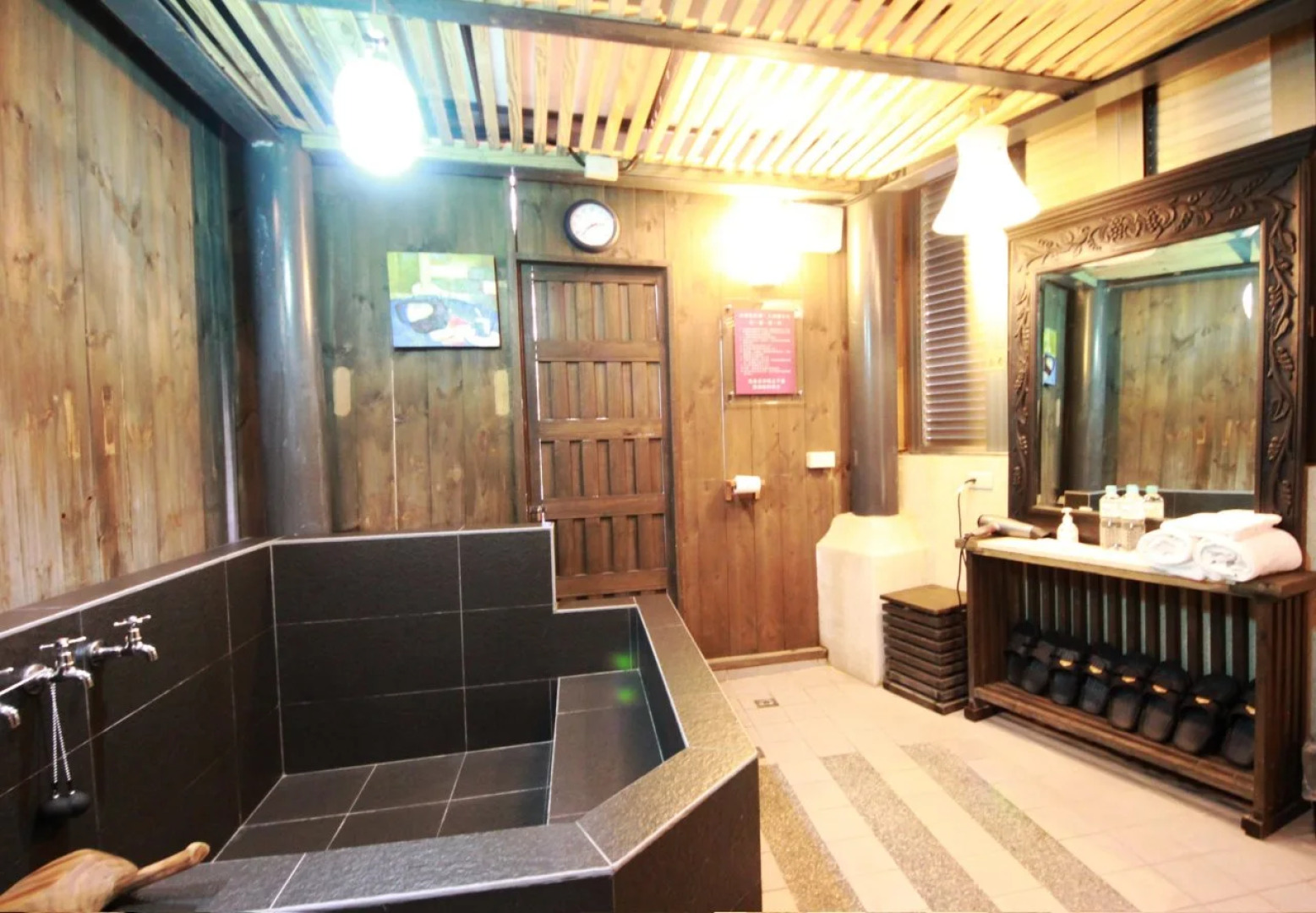 Hotel Les Champs Jiaosi