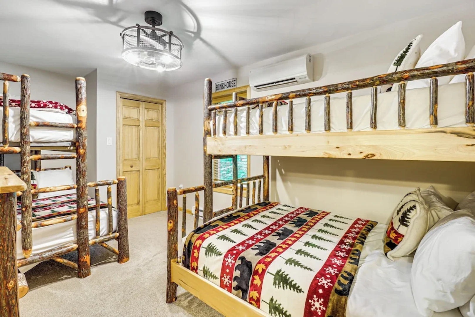 Forest Views & Hot Tub: Poconos Cozy Cabin