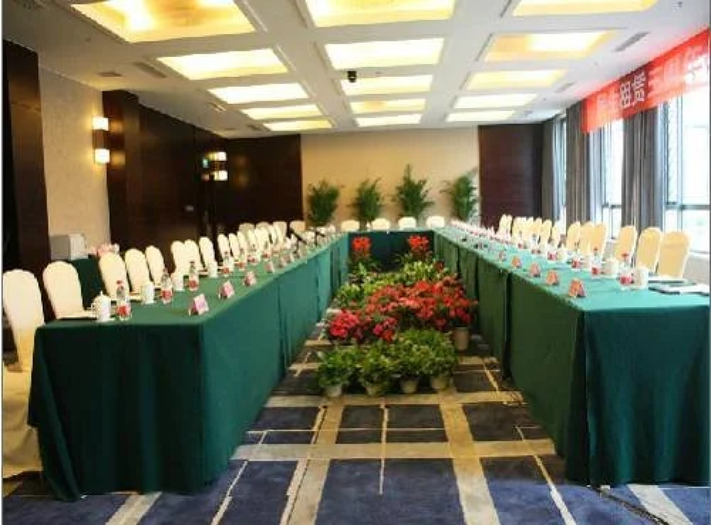 Pingdingshan Yunhai Hotel - Pingdingshan