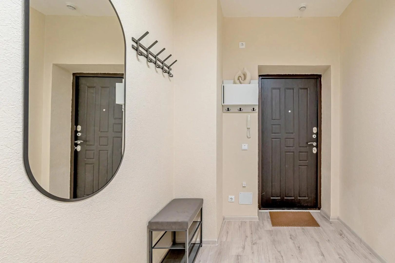 Хорошего дня на улице Алексея Латышова 3