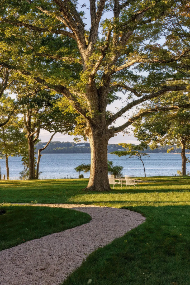 Silver Sands Motel & Beach Bungalows