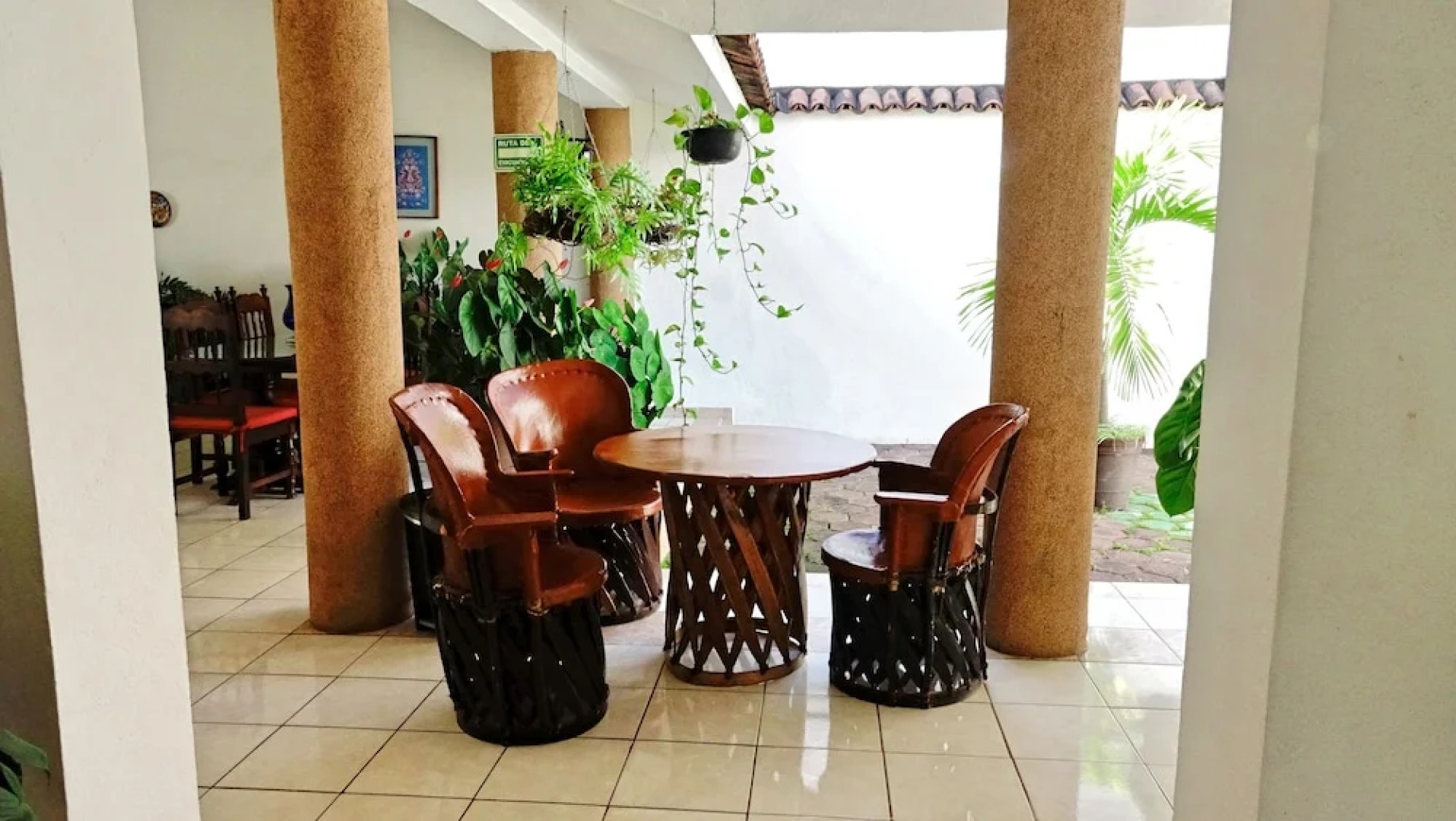 Hostal Casona Nogueras