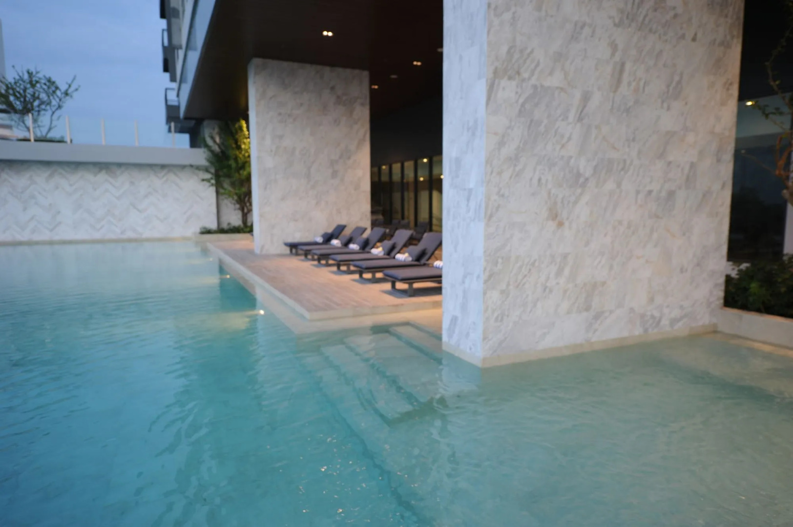 Oakwood hotel & Residence Sri Racha