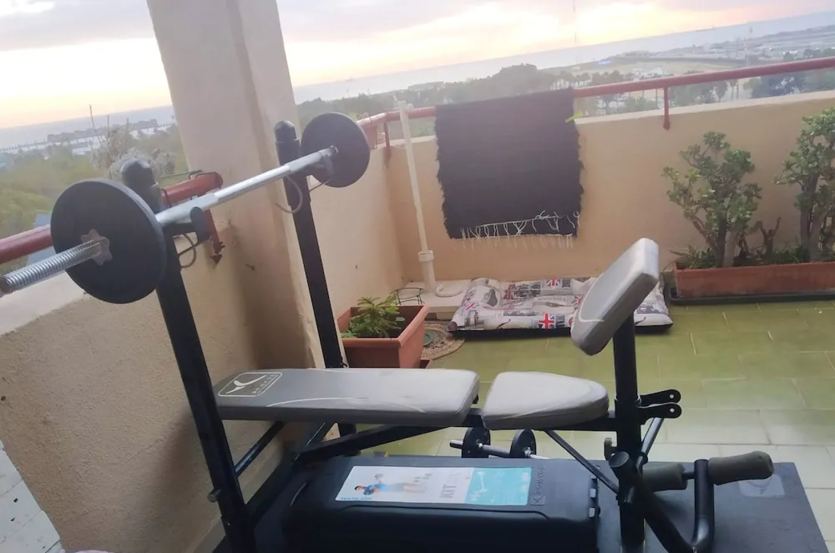 Apartment With 3 Bedrooms in La Línea de la Concepción, With Wonderful sea View, Furnished Balcony and Wifi Near the Beach