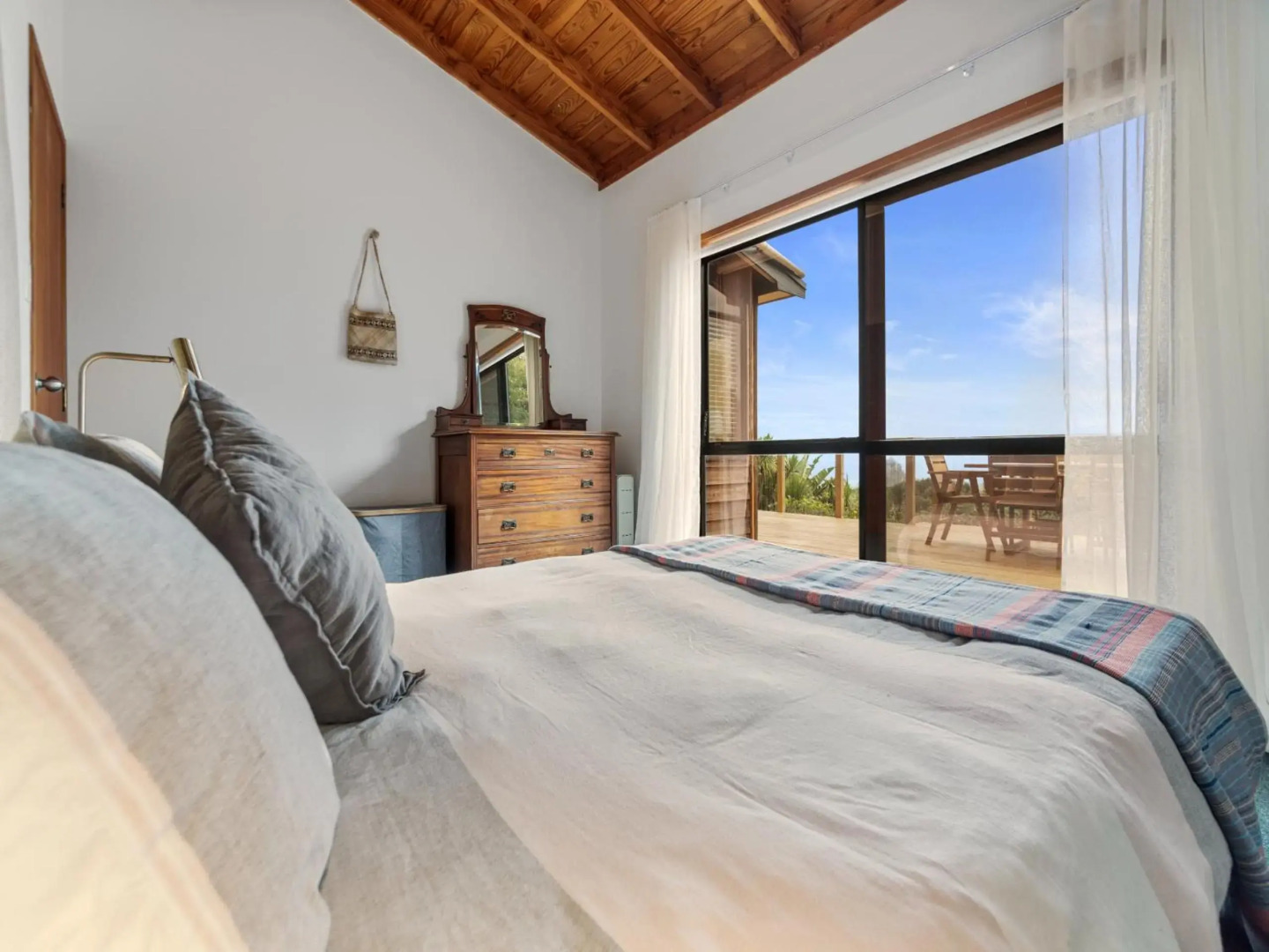 Perfectly Piha - Piha Holiday Home