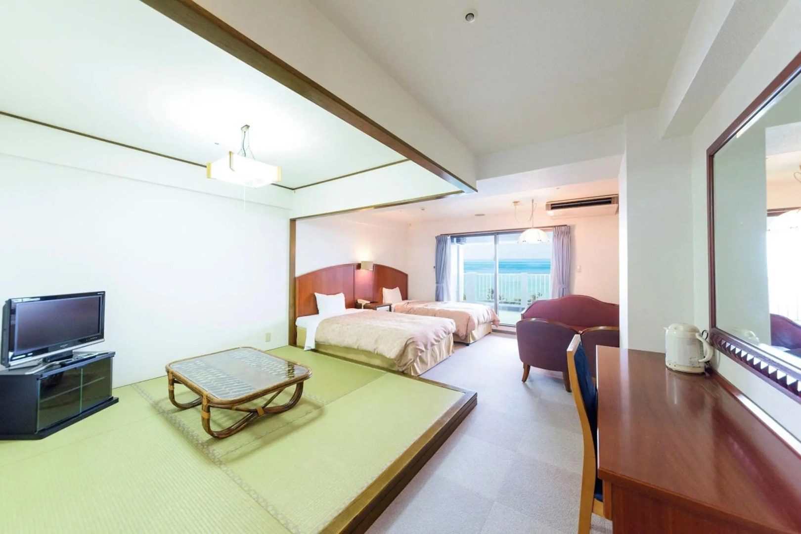 Kanehide Onna Marine View Palace