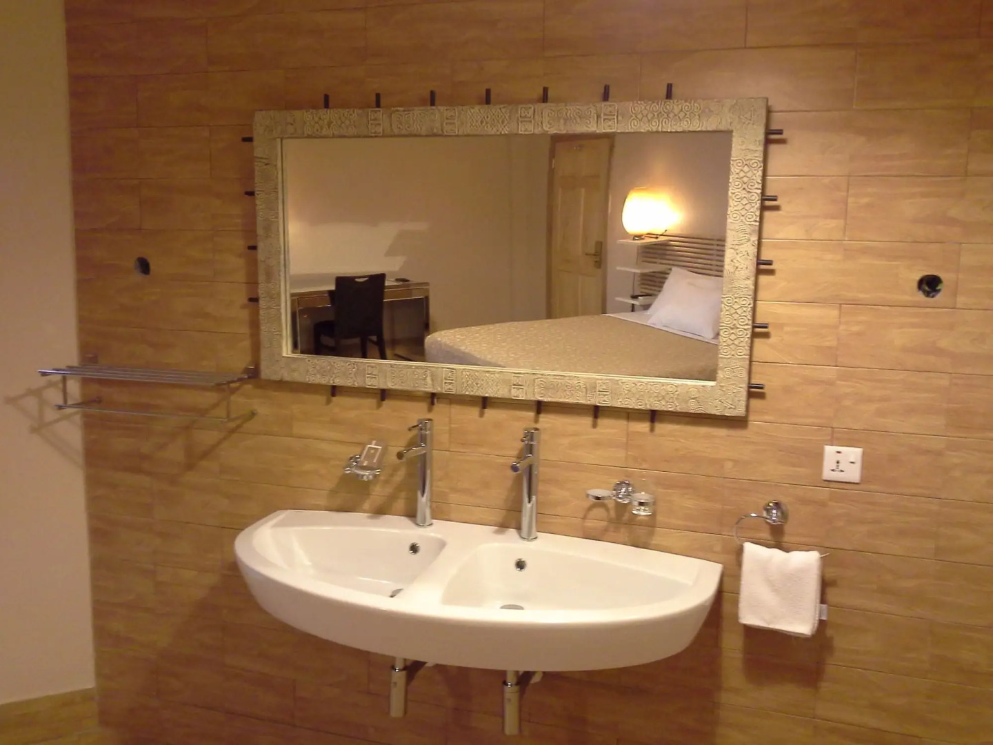 Tropical Enclave Hotel