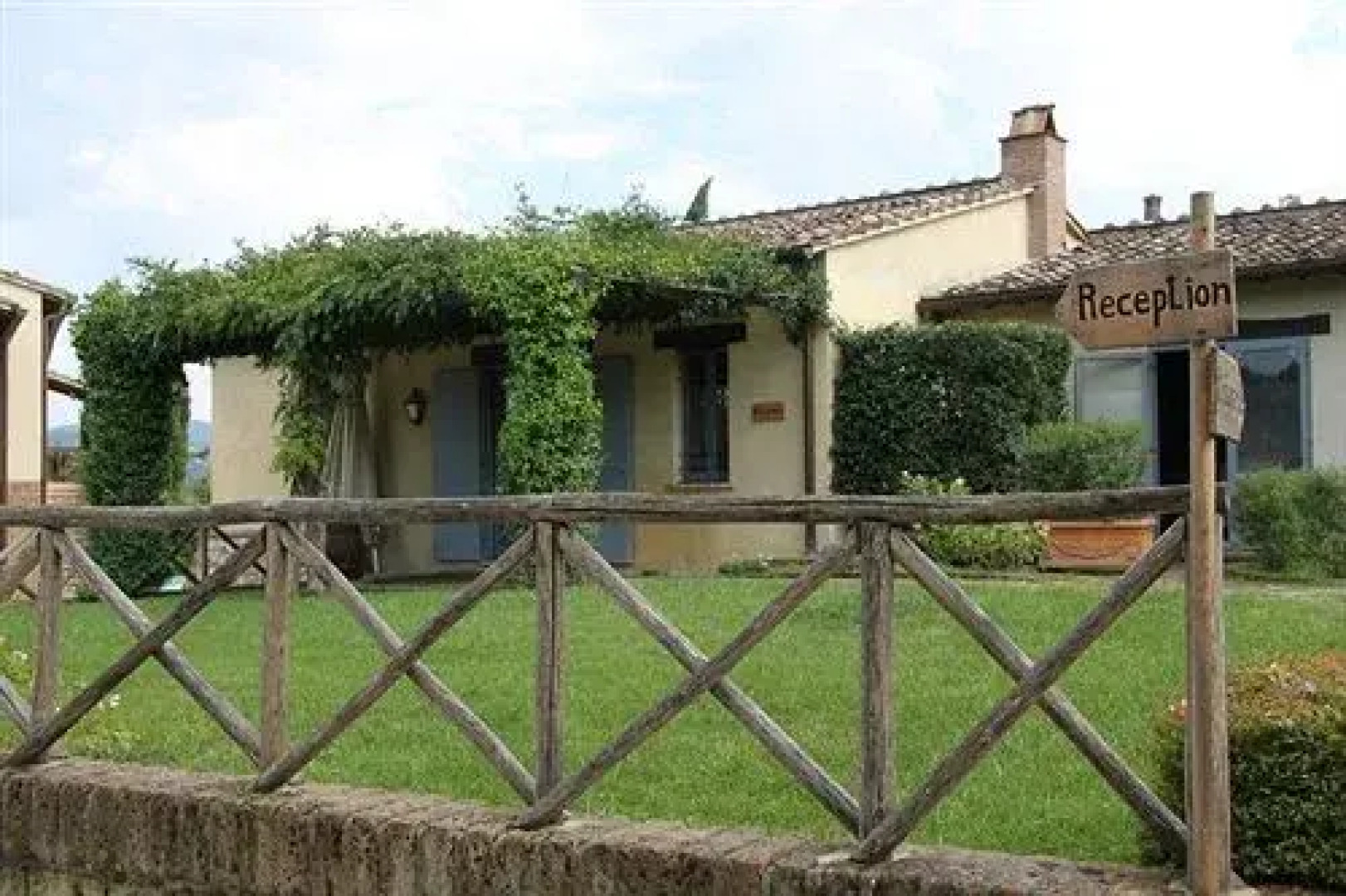 Podernovo di Castello delle Regine