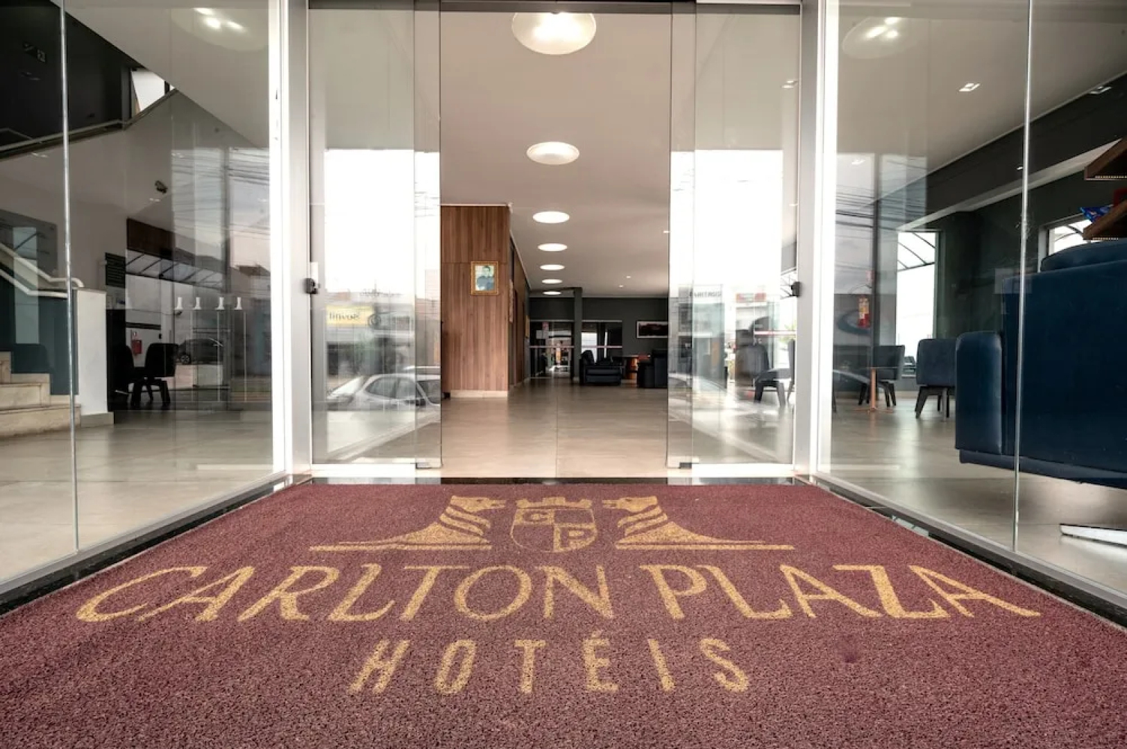 Italian Palace Hotel