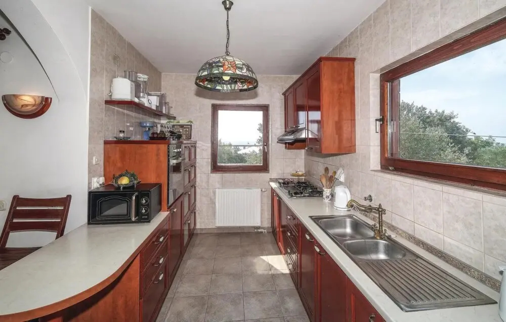 Beautiful Home in Drvenik Mali With Wifi and 5 Bedrooms