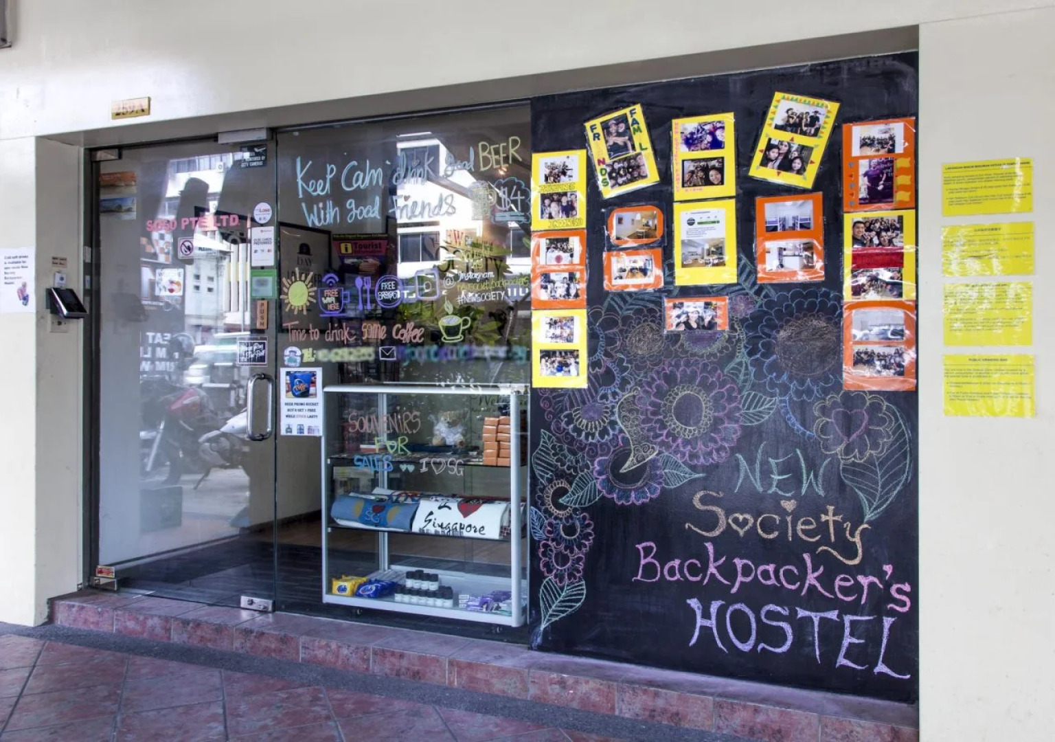 New Society Backpackers Hotel - Hostel