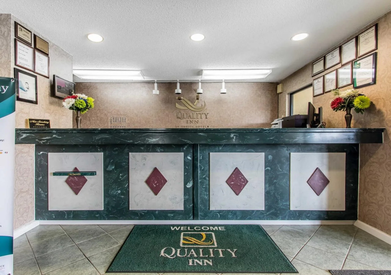 Comfort Suites Lombard - Addison