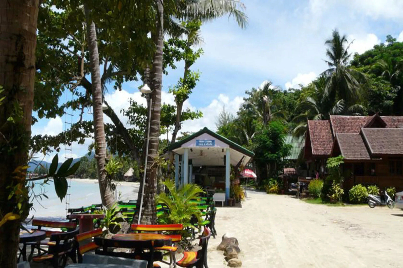 Mam Kai Bae Beach Resort
