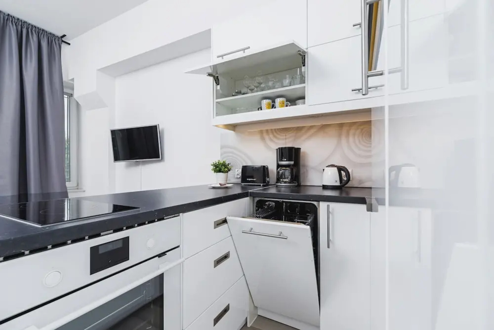 Studio Lubelska Cracow by Renters