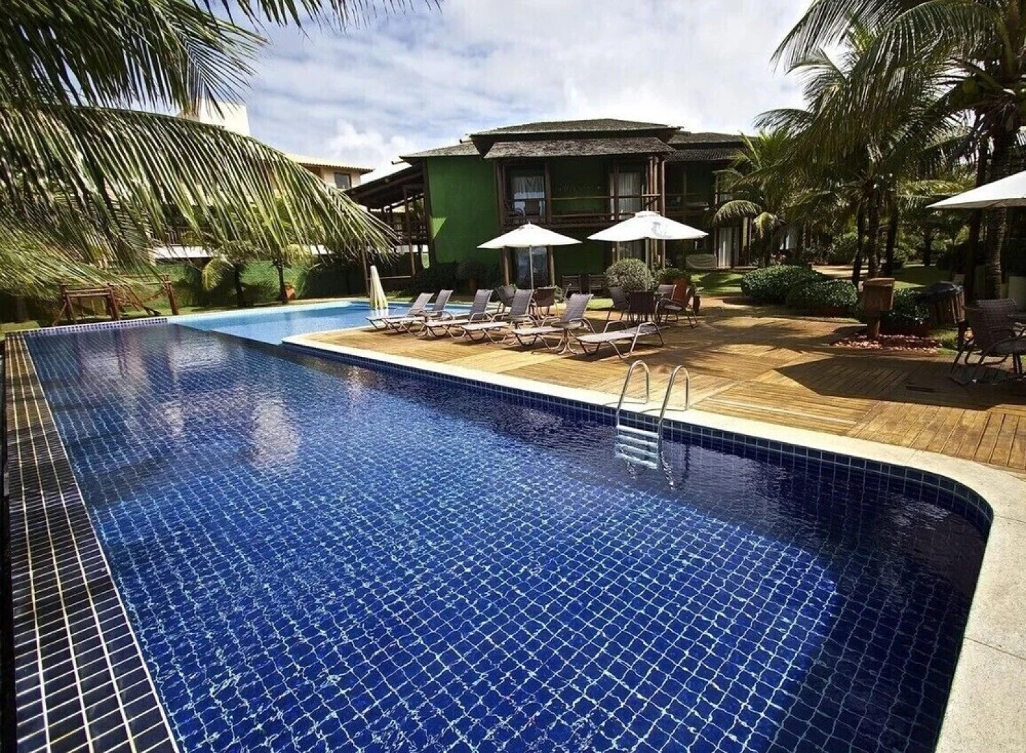 IT02 Bangalo 2 Suites em Itacimirim