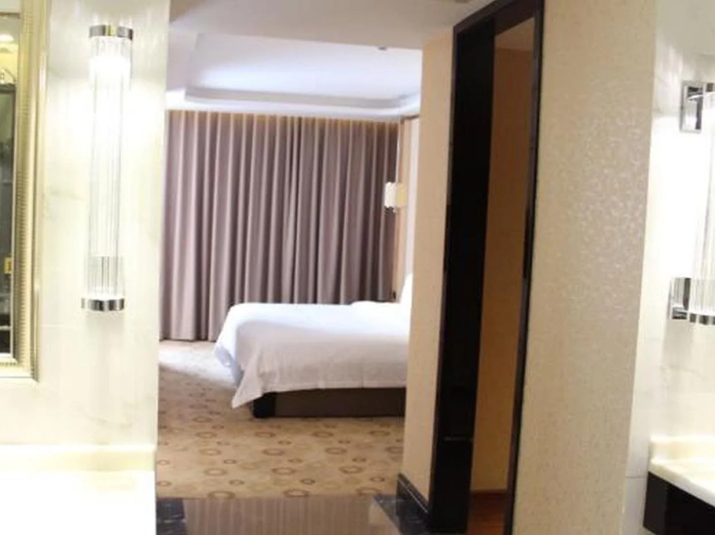 Lavande Hotel (Yangjiang Xiping Road Walmart)