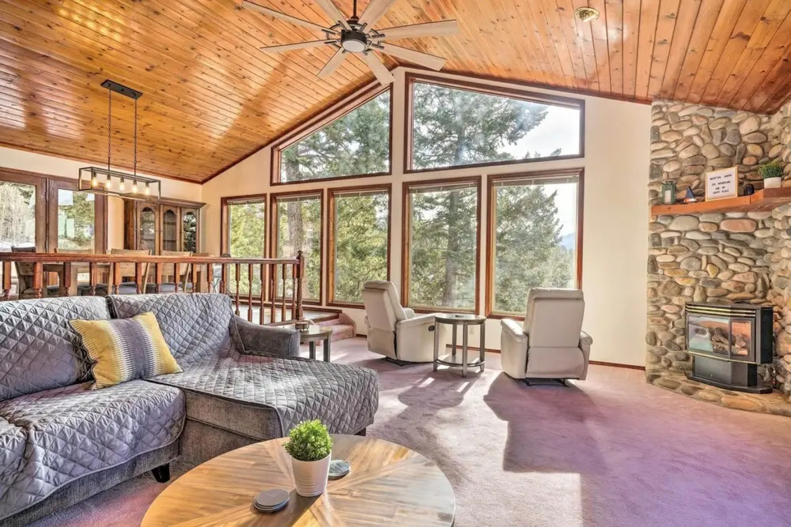 Woodland Park Hideaway w/ Mtn Views & Hot Tub